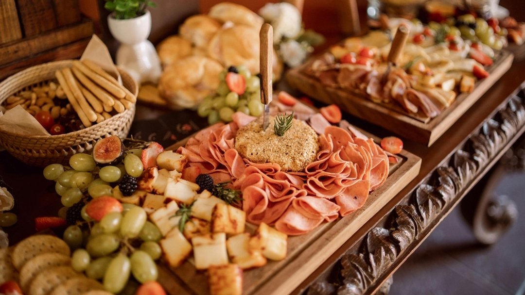 How to Choose Cheese for Corporate Events in Dubai