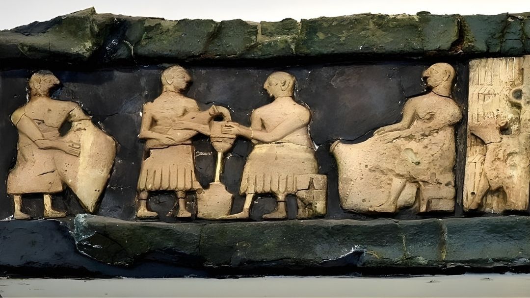 This image is showing Neolithic pottery, Egyptian artifacts which explains early dairy production and milk processing, representing the origin of cheese, traditional cheese history, and early fermentation techniques.